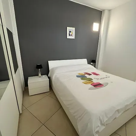 Bilocale In Centro - 10Km Da Malpensa Apartment Gallarate Exterior photo