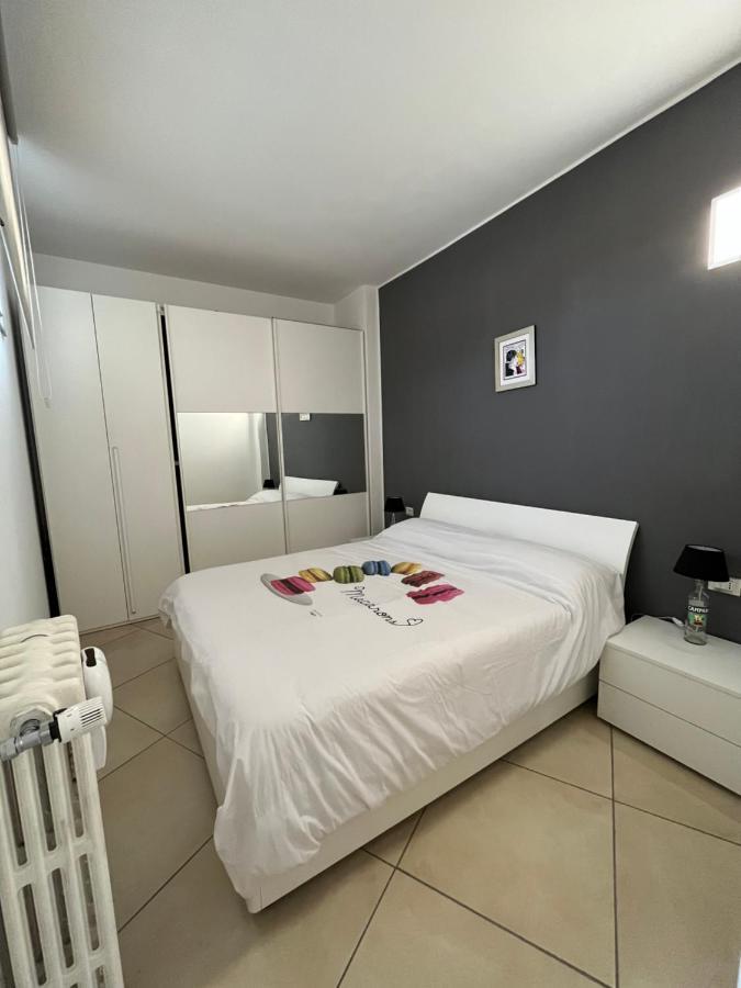 Apartment Bilocale In Centro - 10km Da Malpensa