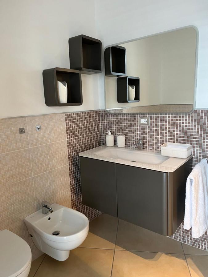 Apartment Bilocale In Centro - 10km Da Malpensa