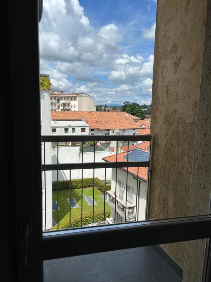 Apartment Bilocale In Centro - 10km Da Malpensa *